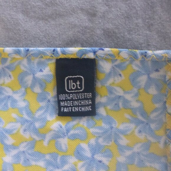 Little Black Tie Sea Turtle Bow Tie - Picture 4 of 5